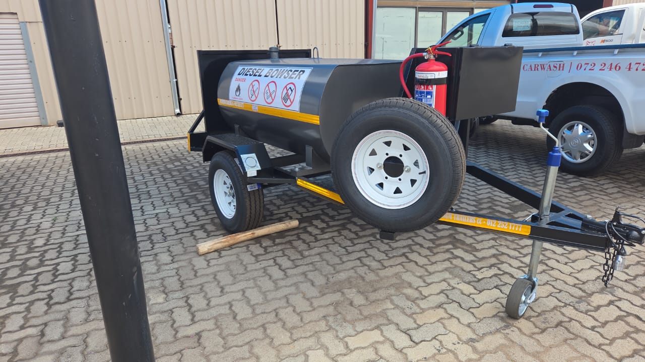 Platinum Trailers CC 1000L Diesel Bowser Trailer. – photo 2