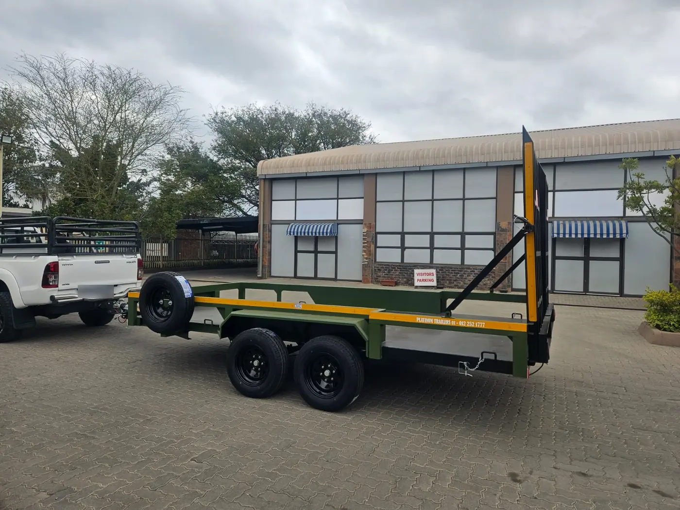 Platinum Trailers CC Bobcat Trailer – photo 3
