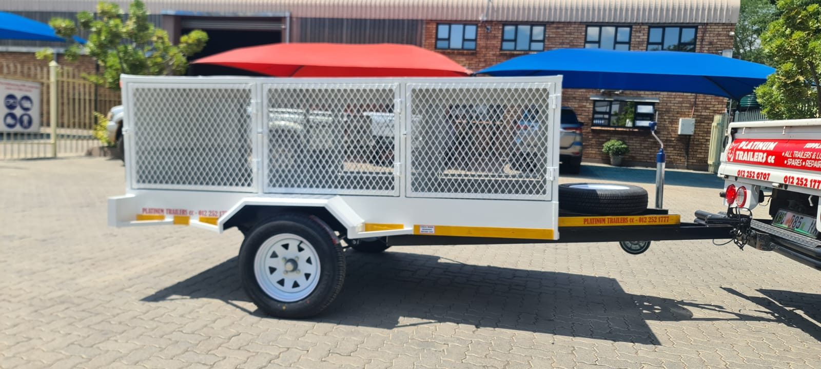 Platinum Trailers CC Dog Trailers. – photo 2