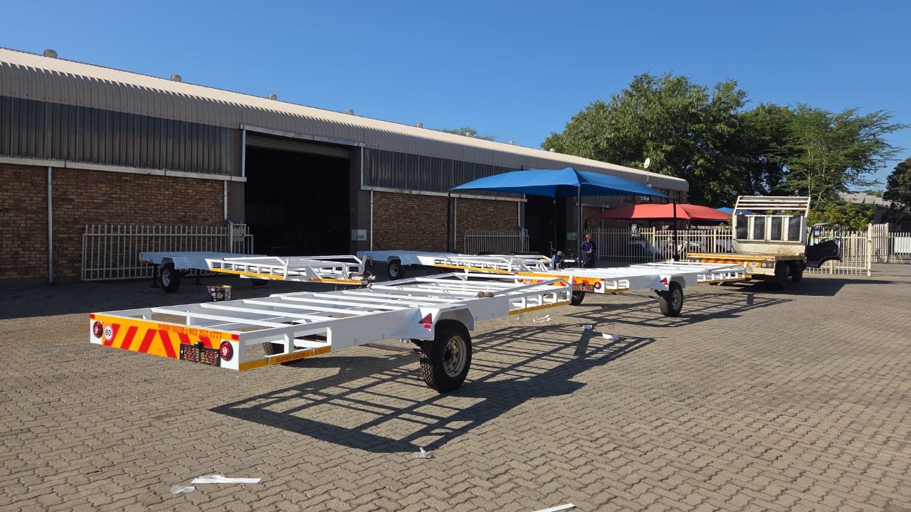 Platinum Trailers CC JoJo Tank Trailers. – photo 8
