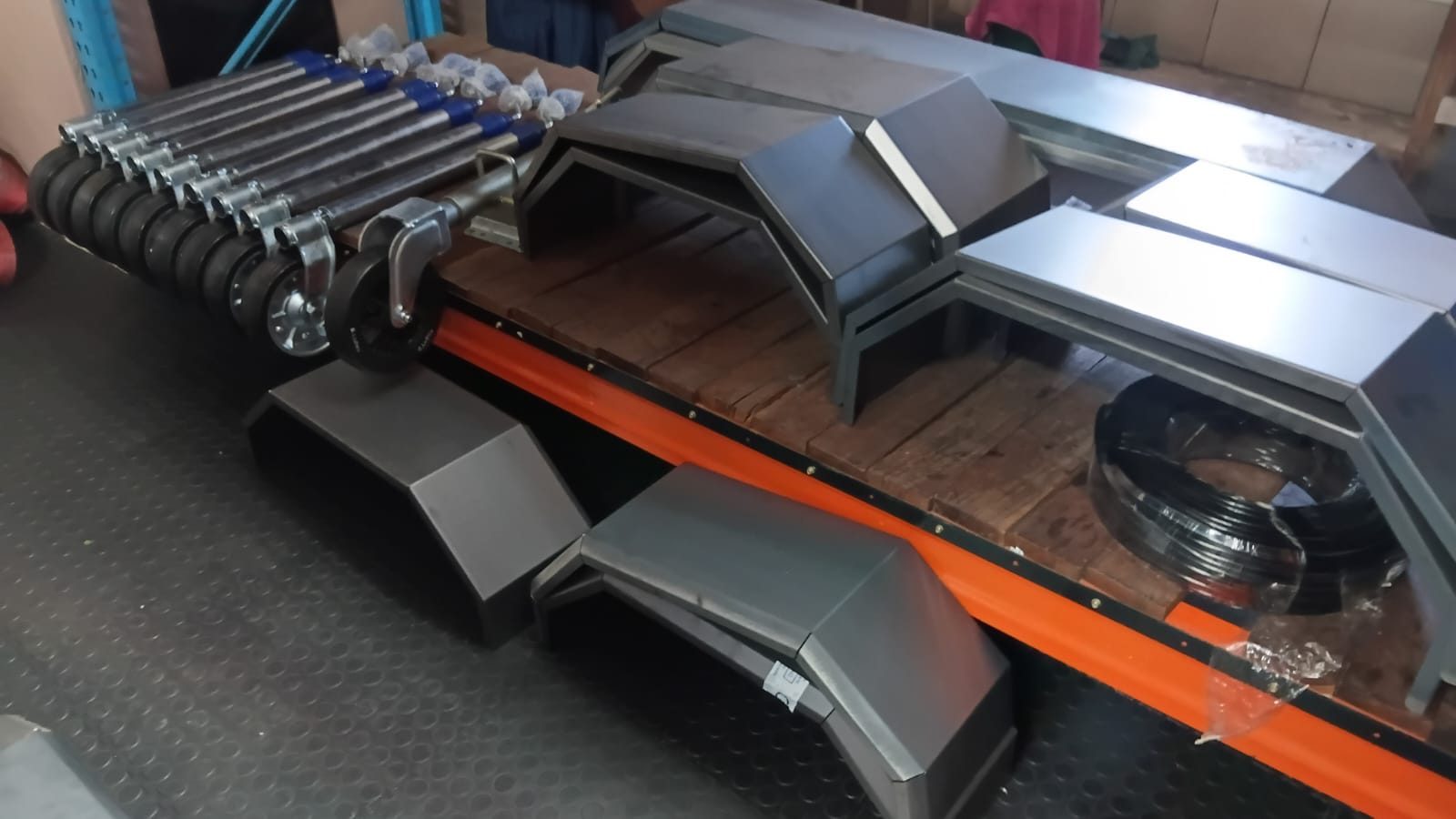 Platinum Trailers CC parts counter – photo 6